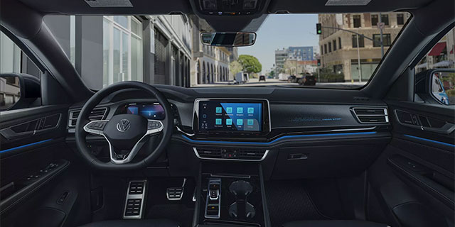 2025 Volkswagen Atlas Cross Sport Interior